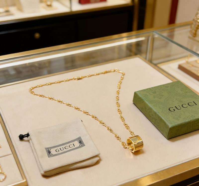 Gucci Necklace 08yxs63